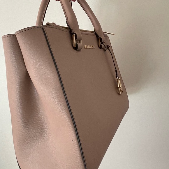 Michael Kors two way bag - Picture 13 of 15
